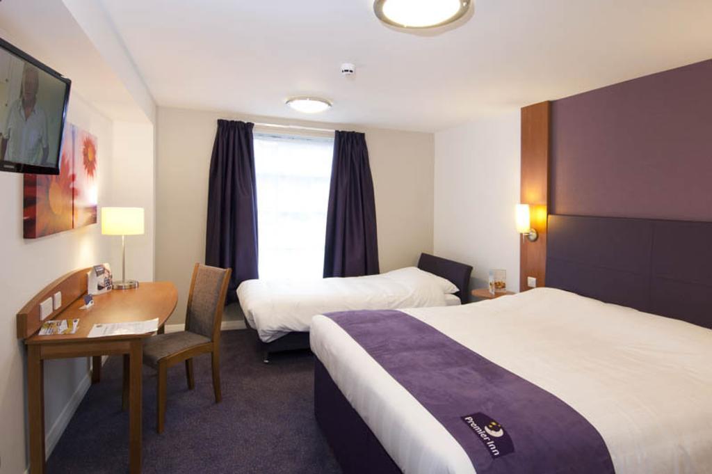 Premier Inn Stratford Upon Avon Waterways Room photo