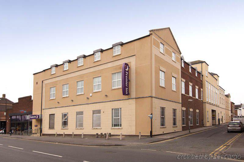 Premier Inn Stratford Upon Avon Waterways Exterior photo